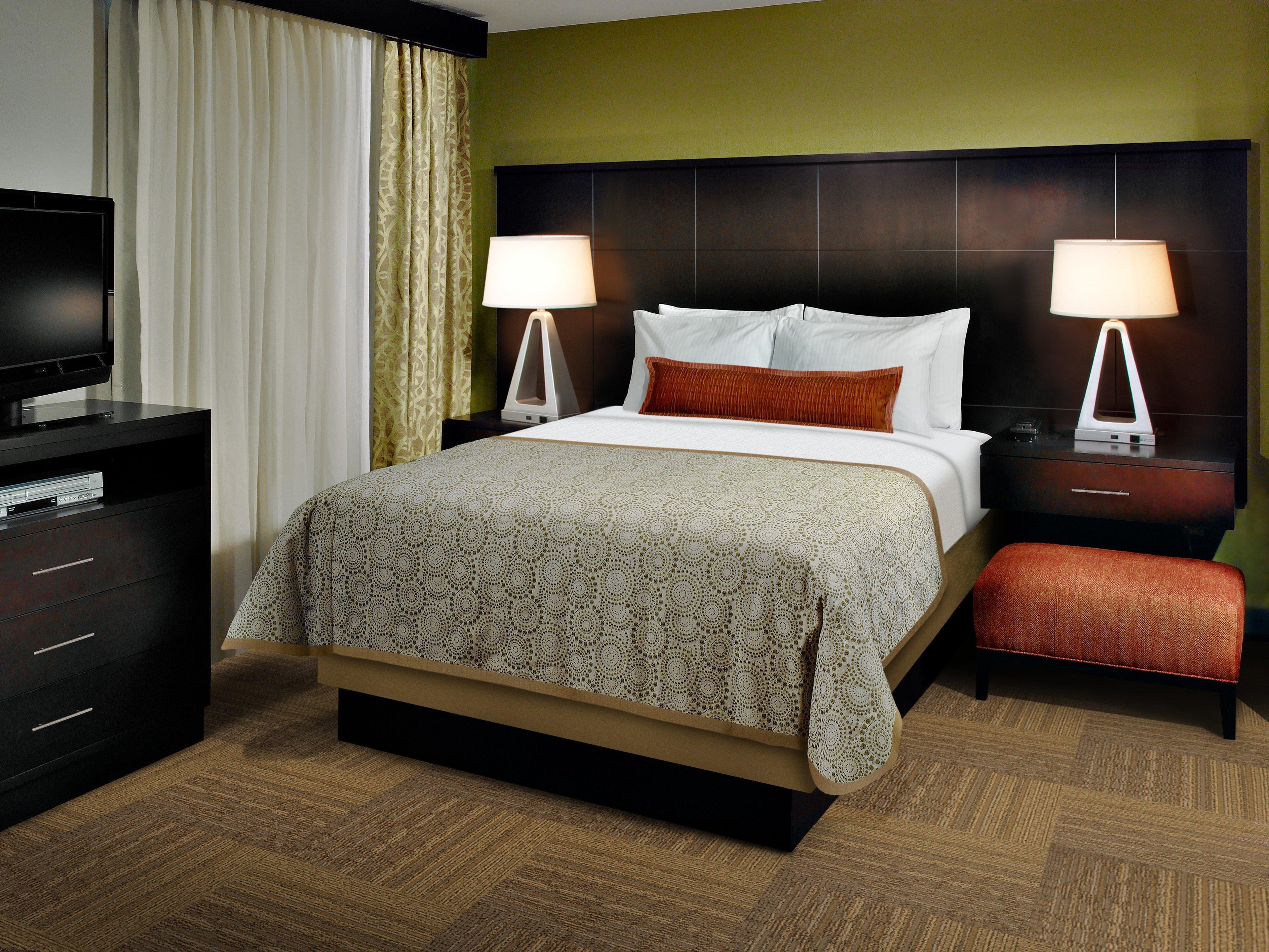 Staybridge Suites Dearborn By Ihg Exterior photo