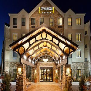 Staybridge Suites Dearborn By Ihg Exterior photo